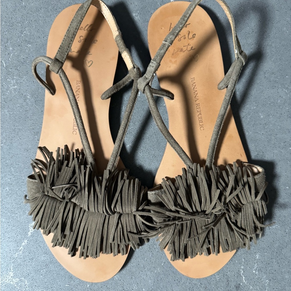 Banana Republic Sling Back Sandals